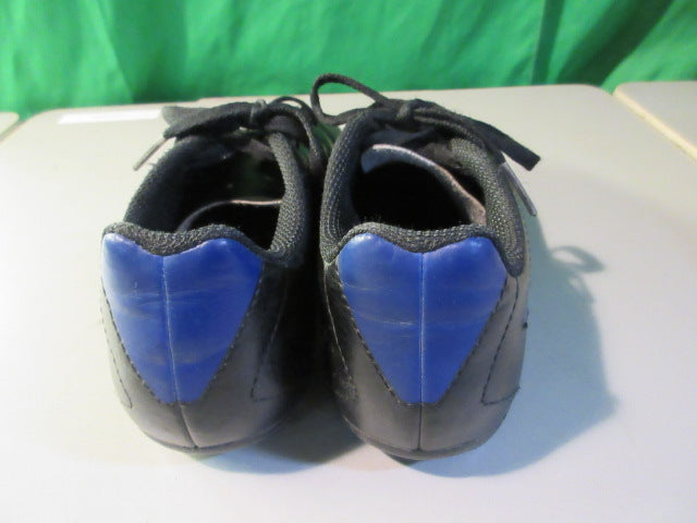 Load image into Gallery viewer, Used Adidas Soccer Cleats Size 2
