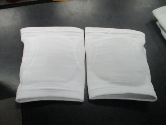 Used Nike JR White Volleyball Knee Pads