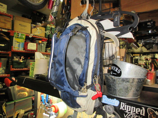 Used Outdoor Products Iceberg Hydration Pack