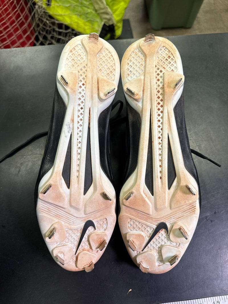 Load image into Gallery viewer, Used Nike Flywire Vapor Baseball Metal Cleats Size 13.5
