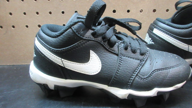 Load image into Gallery viewer, Used Air Jordan 1 Low TD Football Cleats - Size Youth 1
