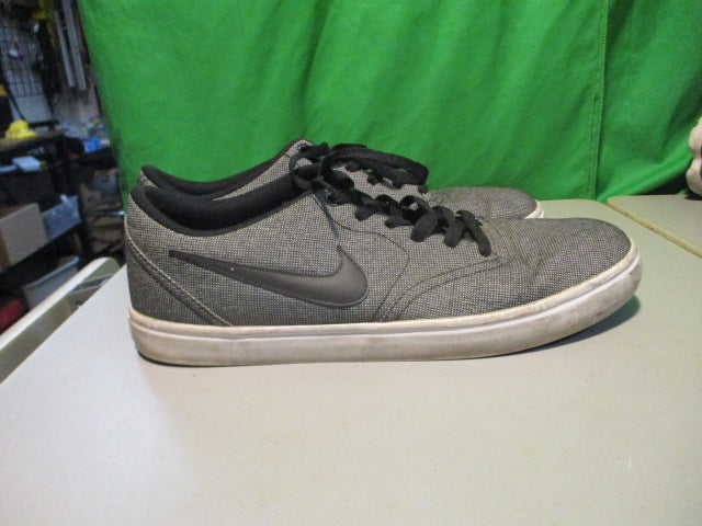 Load image into Gallery viewer, Used Nike Check Solarsoft Size 12 Sneakers
