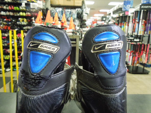 Load image into Gallery viewer, Used Bauer Nike Supreme One35 LS Pro Hockey Skates Size 5
