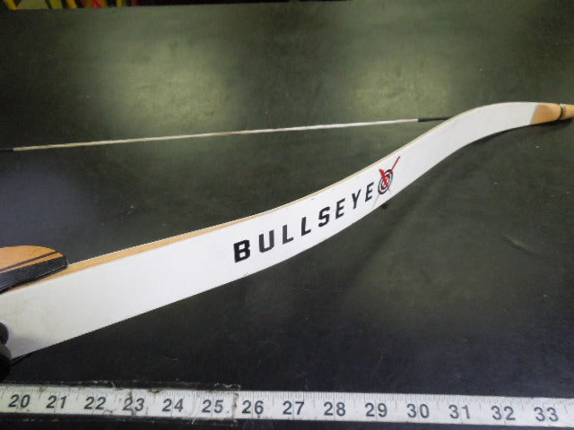 Load image into Gallery viewer, Used Bear Bullseye Jr. Recurve Bow 48" 15 lbs
