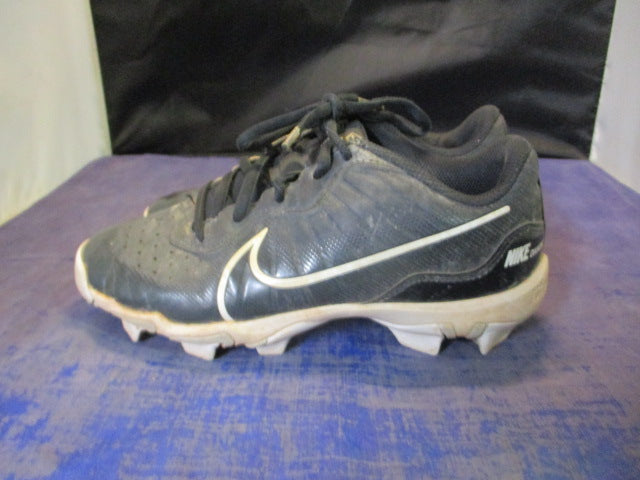 Load image into Gallery viewer, Used Nike Diamond Cleats Youth Size 3
