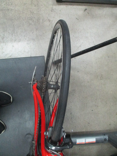 Load image into Gallery viewer, Used Specialized Allez Elite 20 Speed Road Bike
