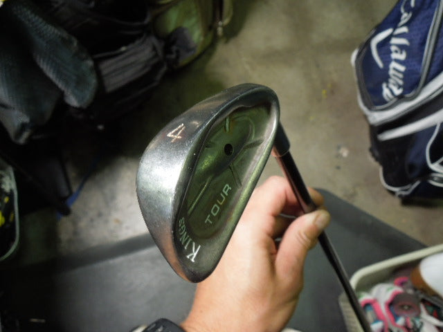 Load image into Gallery viewer, Used King Cobra Tour Black Dot Right Hand 4 Iron
