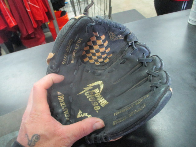 Load image into Gallery viewer, Used Mizuno Prospect Series Power Close 10.75" Glove - RHT
