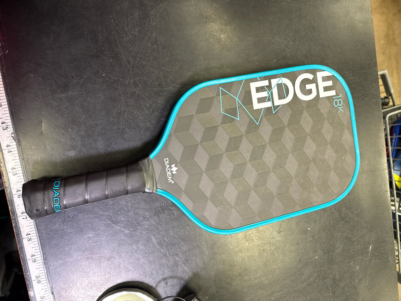 Load image into Gallery viewer, Used Diadem Edge 18K Pickleball Paddle DEMO
