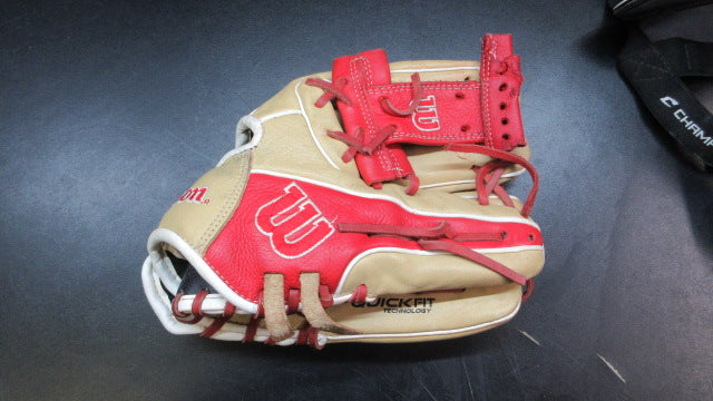 Load image into Gallery viewer, Used Wilson A500 11" Glove - RHT - NEEDS TO BE RELACED-
