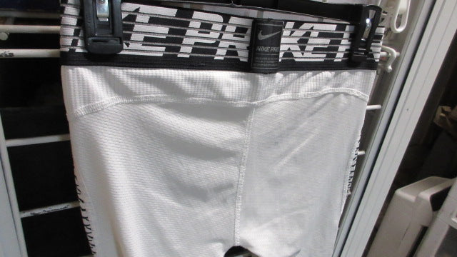 Load image into Gallery viewer, Used Nike Pro Compression Tights Size Medium
