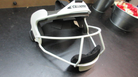 Used Champro Fielders Mask - Youth
