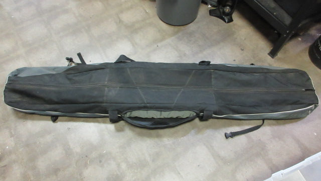 Load image into Gallery viewer, Used High Sierra Ski Equipment Bag - small wear - missing zippers
