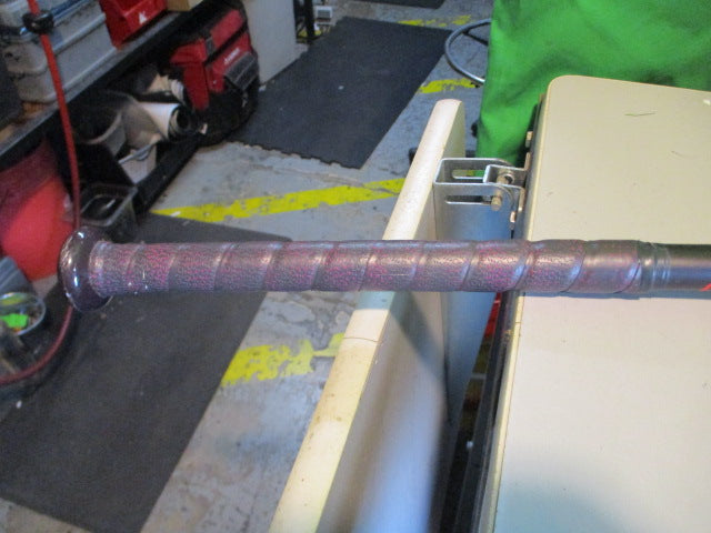 Load image into Gallery viewer, Used Louisville Slugger Quest (-12) 30&quot; USSSA Fastpitch Softball Bat
