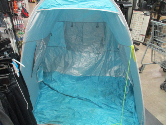 Used Poray Beach Portable Pop Up Tent