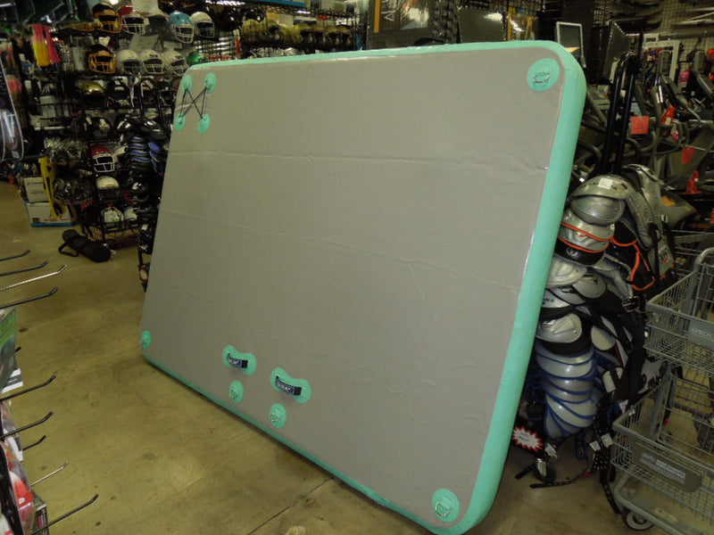 Load image into Gallery viewer, Used Hijofun 6 x 10 ft Inflatable Floating Dock Mat with Pump
