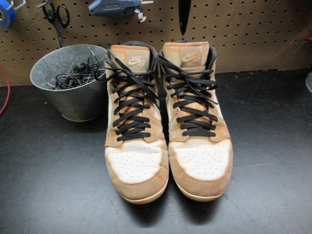 Load image into Gallery viewer, Used Nike Jordan 1 Football Cleats - Size 13
