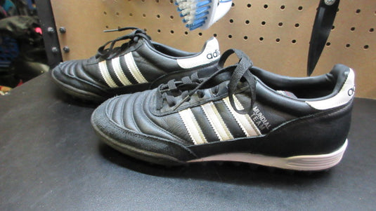 Used Adidas Mundial Team Soccer Shoes - Size 7.5