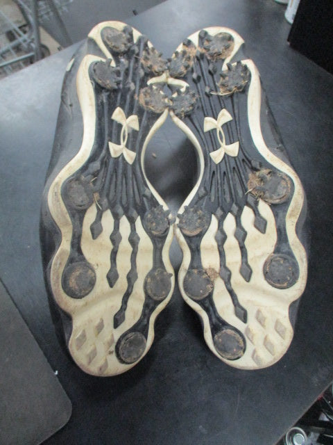 Used Under Amour Cleats in black size 11 wear to bottom spikes
