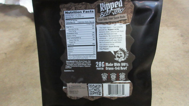 Load image into Gallery viewer, New Ripped Jerky Gran-Daddy Peppa Peppered Beef Jerky - 2.5oz
