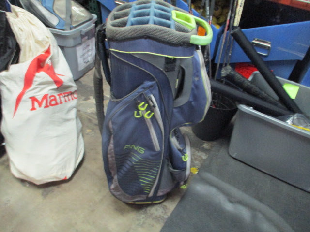 Load image into Gallery viewer, Used Ping Traverse cart Golf Bag
