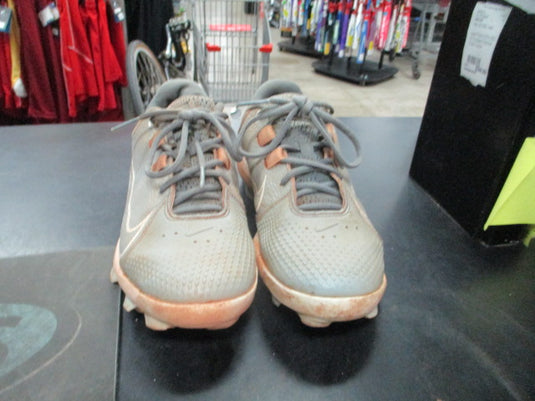Used Nike Hyper Diamond 4 Size 8 Cleats