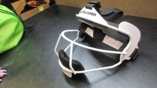 Used Champro Fielders Mask - Youth