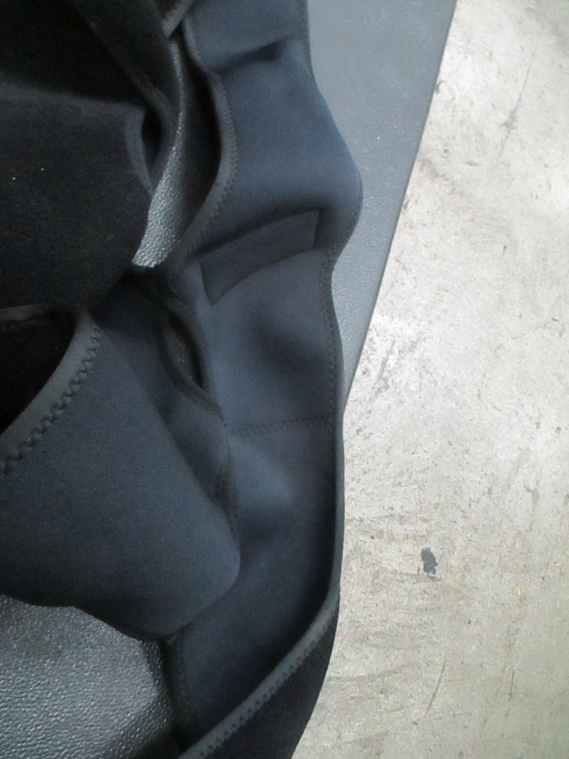 Load image into Gallery viewer, Used Ice Therapy Single Shoulder Arm Brace
