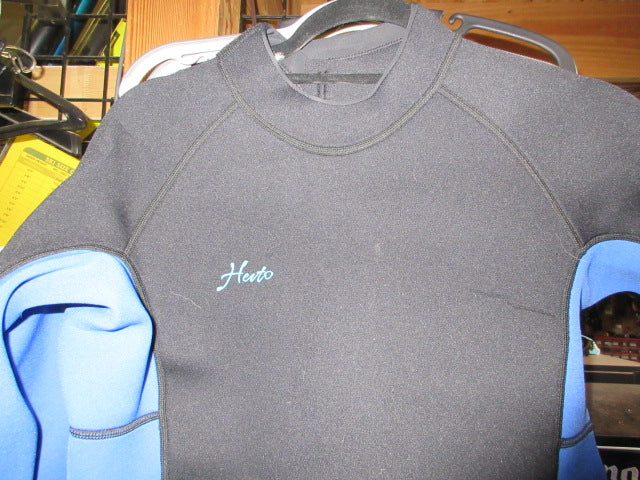 Load image into Gallery viewer, Used Hevto Men Wetsuit 3/2mm - Size Large
