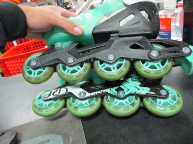 Load image into Gallery viewer, Used Roller Durby Adjustable In - Line Roller Skates
