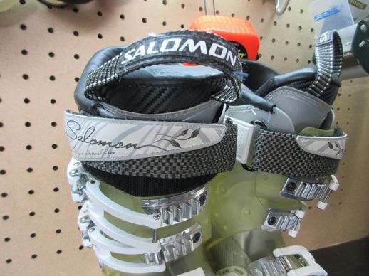 Load image into Gallery viewer, Used Womens Salomon Instinct 90 CS Ski Boots - Size 22.0

