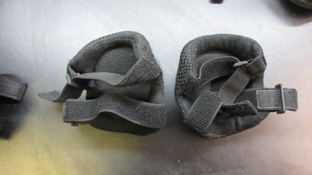 Load image into Gallery viewer, Used Skating Elbow Pads - Youth
