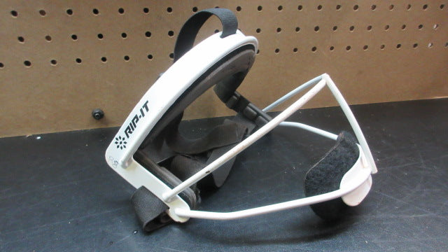 Load image into Gallery viewer, Used Rip-it  Defense Fielders Mask - Youth
