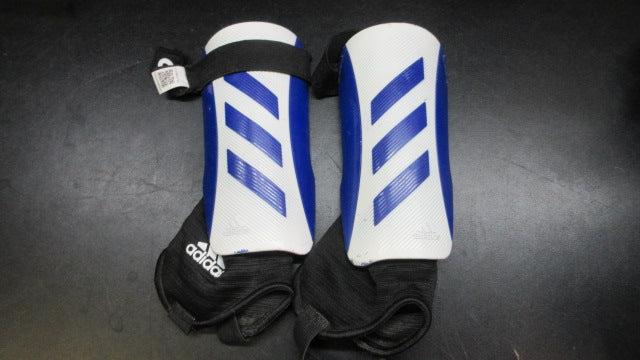 Load image into Gallery viewer, Used Adidas Shin Guards - Size Youth
