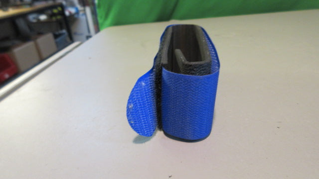 Load image into Gallery viewer, Used Ski Pro Ski Strap
