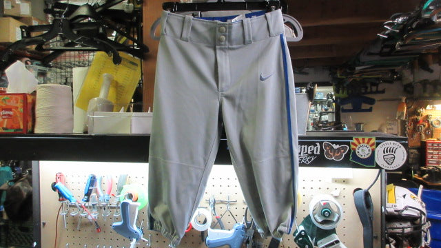 Load image into Gallery viewer, Used Nike Elastic Bottom Baseball Pants - Size Youth Medium
