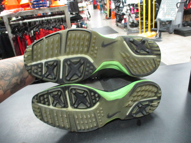 Load image into Gallery viewer, Used Nike Lunarlon Size 8.5 Golf Shoes
