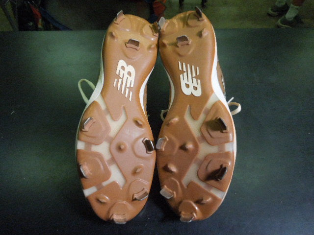 Load image into Gallery viewer, Used New Balance L4040v5 Metal Baseball Cleats Size 8
