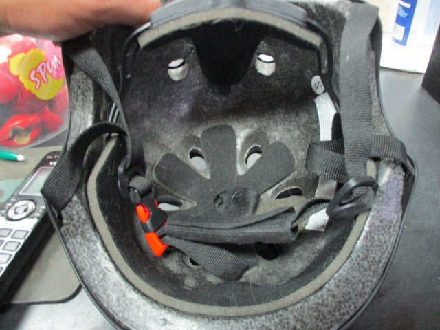Load image into Gallery viewer, Used Skate/Bicycle Adjustable Helmet
