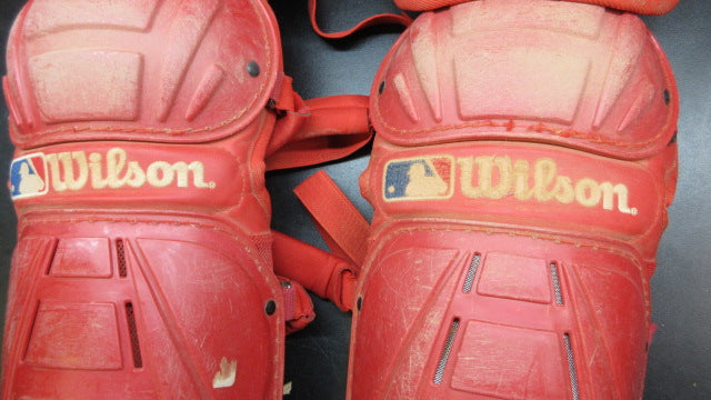 Load image into Gallery viewer, Used Wilson Catchers Shin Guards - 17"

