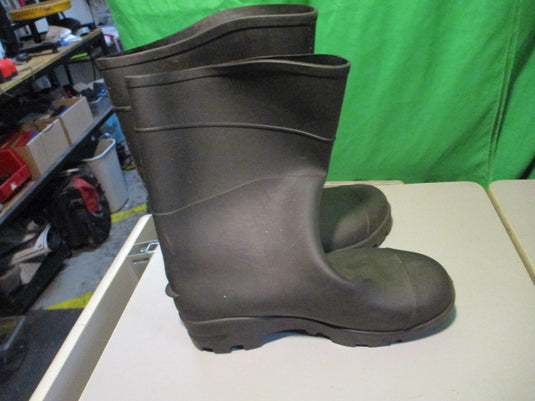 Used Black Size 8 Rain Boots