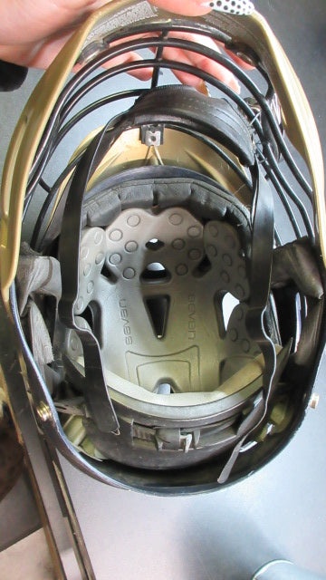 Used Cascade CP X R Lacrosse Helmet W/ Chin Strap