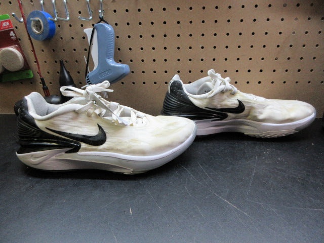 Load image into Gallery viewer, Used Nike Air Zoom GT Cut 2 TB Promo Sneakers - Size 9.5
