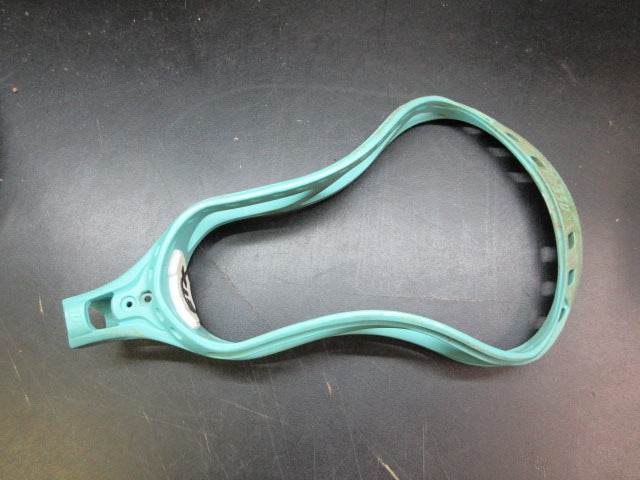 Load image into Gallery viewer, Used STX 550 Stallion Lacrosse Head

