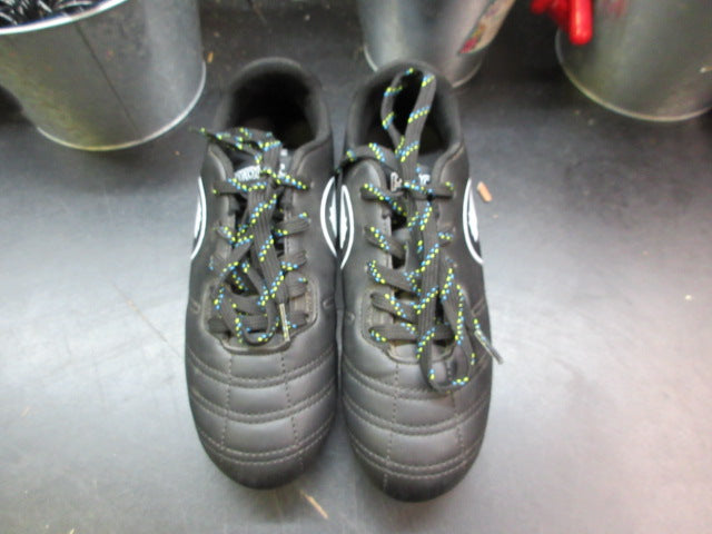 Load image into Gallery viewer, Used Puma Speed Force Soccer Cleats - Size 2
