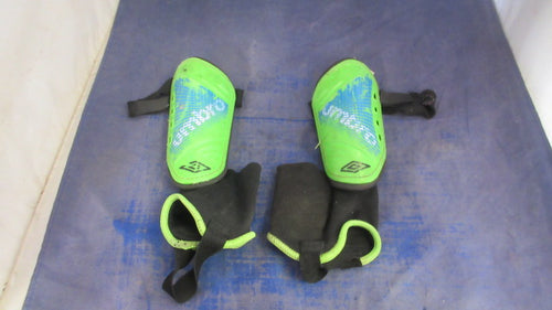 Used Umbro Shin Guards Size Youth - wear