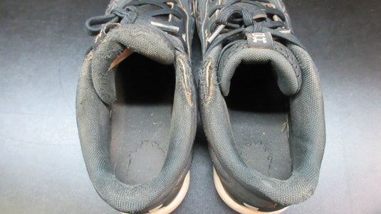 Used Under Armour Leadoff Low RM 3.0 Baseball Cleats - Size 5.5 Youth