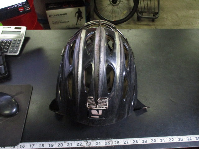 Load image into Gallery viewer, Used Mizuno Samurai Adult Catchers Helmet Size 7 - 7 5/8
