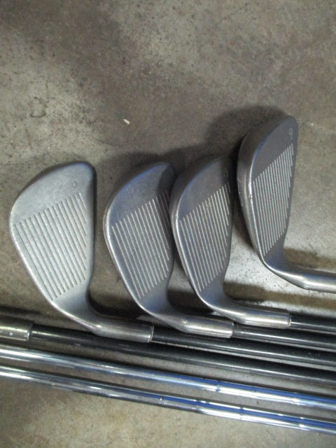 Load image into Gallery viewer, Used Ping EYE 2 7-Piece Iron Set Orange Dot 2-9 (Missing 4 Iron)
