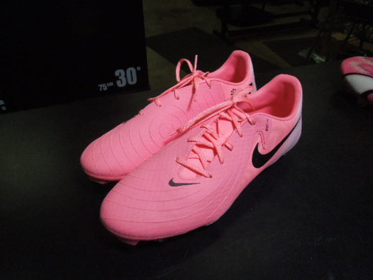 Used Nike Phantom GX in Pink with NikeSkin Tech Size 9.5